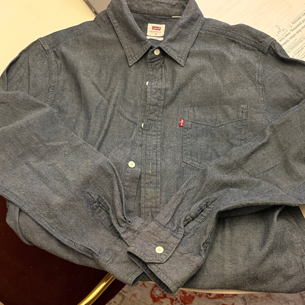 Levi's Men's Washed Indigo Blue Button Down Shirt - Size M